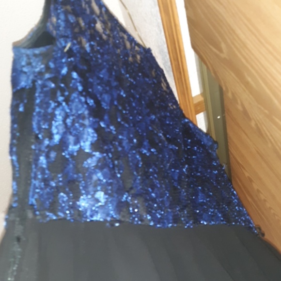 Blue Lace Dress - Picture 3 of 3